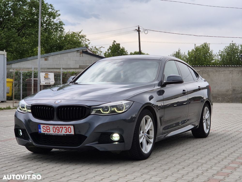 BMW Seria 3 320d Aut. M Sport - 12