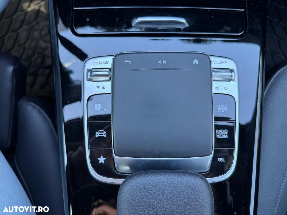 Mercedes-Benz A 180 7G-DCT AMG Line - 19