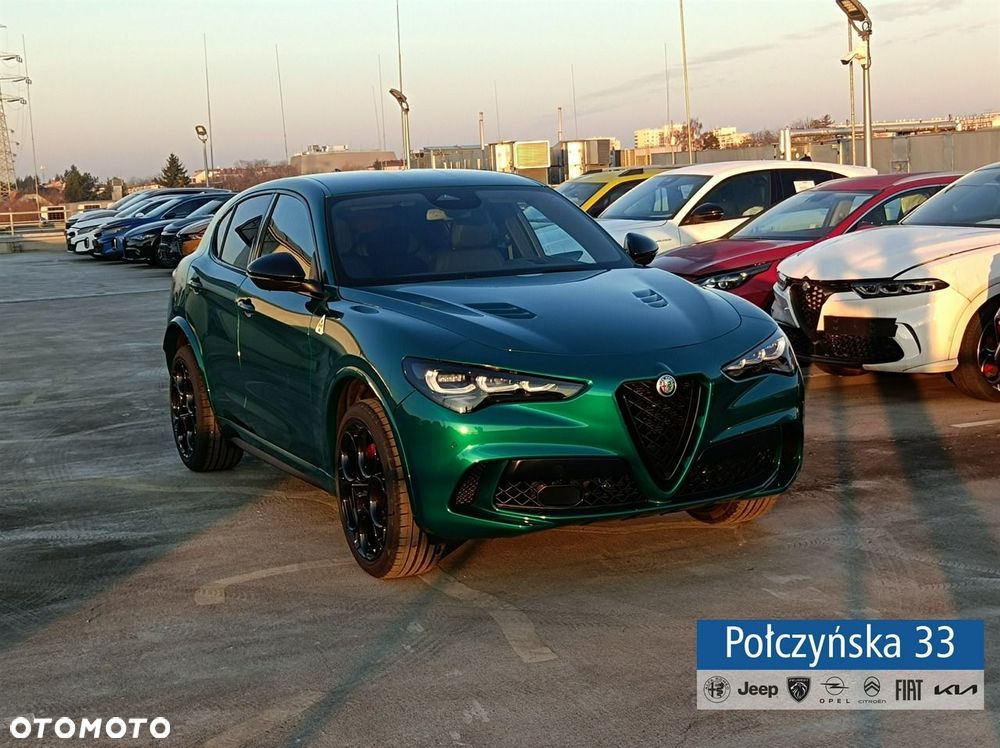 Alfa Romeo Stelvio - 8