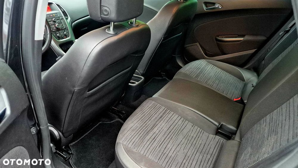 Opel Astra 1.4 Turbo - 10