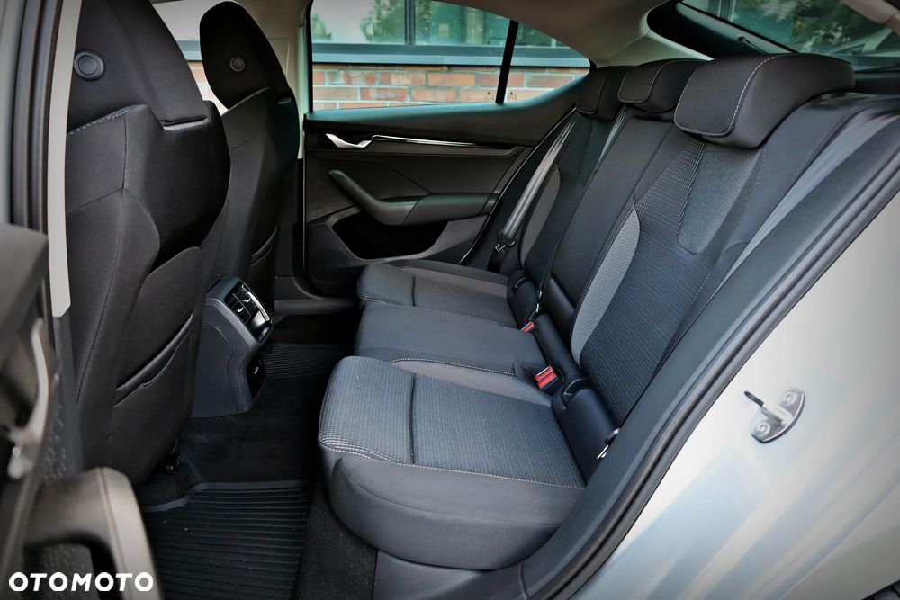 Skoda Octavia 2.0 TDI Selection - 25