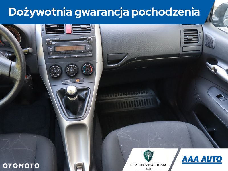 Toyota Auris - 9