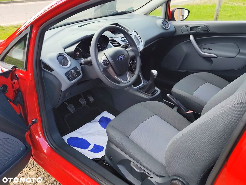 Ford Fiesta 1.25 Trend - 11