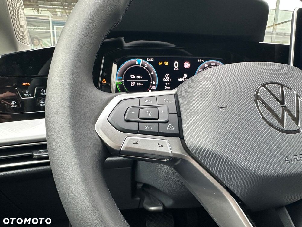 Volkswagen Golf 1.5 TSI EHybrid PHEV 150kW Life Plus DSG - 16