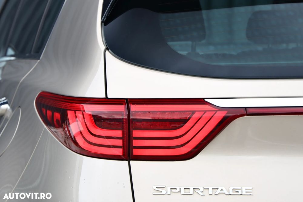 Kia Sportage 2.0 CRDI 2WD Spirit - 17