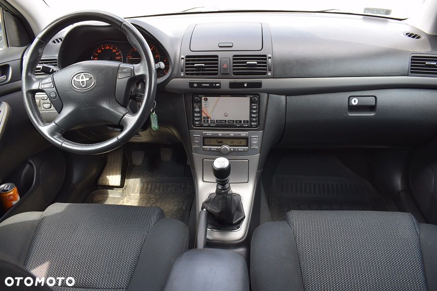 Toyota Avensis 2.0 D-4D Sol plus+NAVI - 5