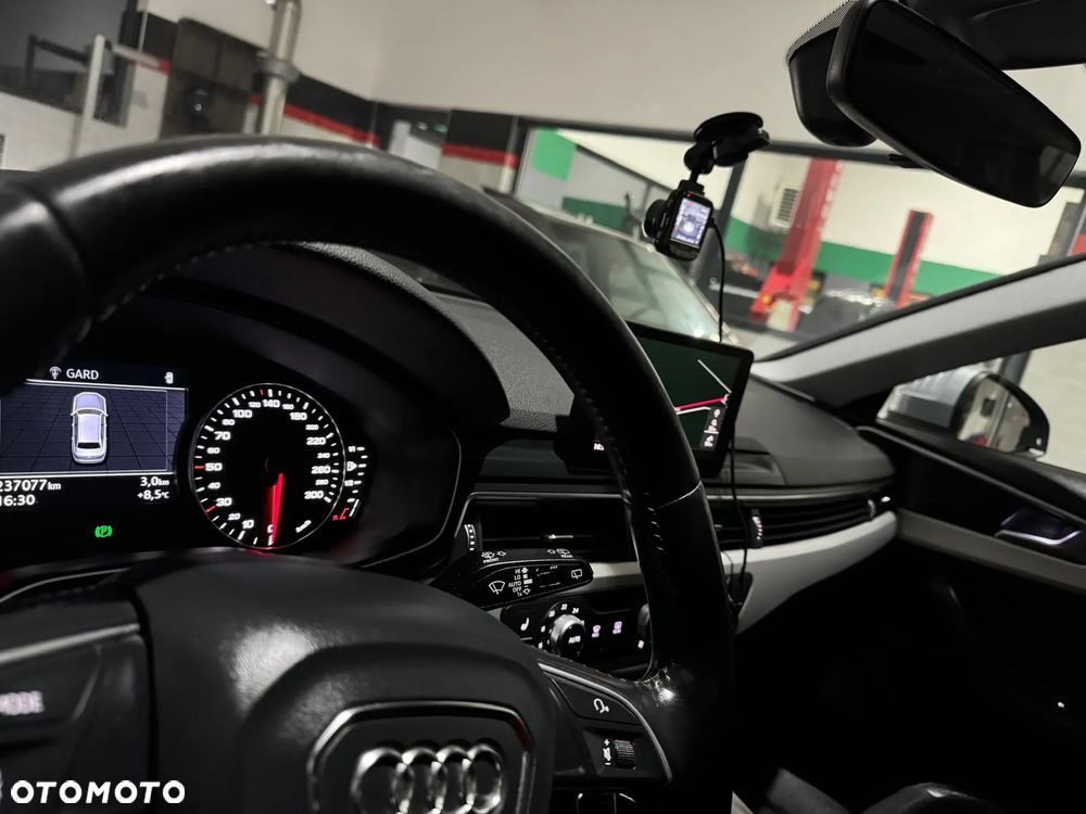 Audi A4 ver-avant-2-0-tdi-dpf-s-line-sportpaket - 36