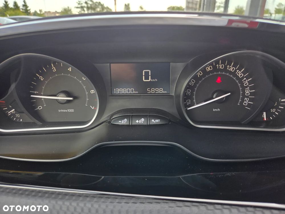 Peugeot 2008 PureTech 82 Active - 28