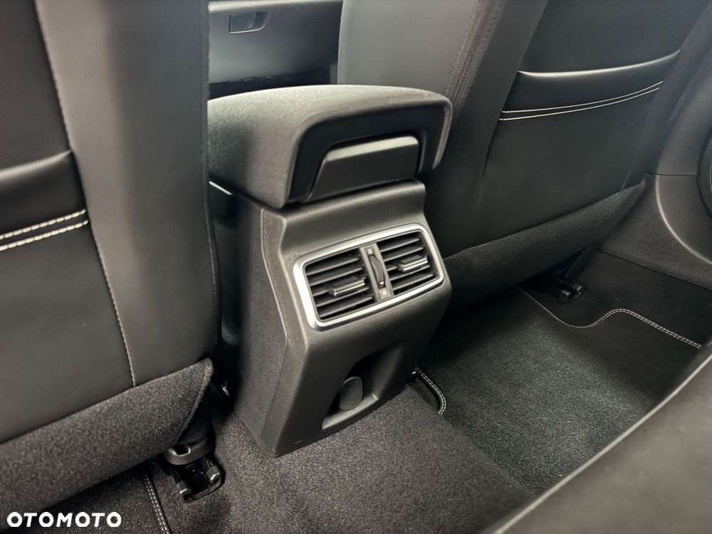 Renault Megane ENERGY dCi 110 EDC BUSINESS - 23