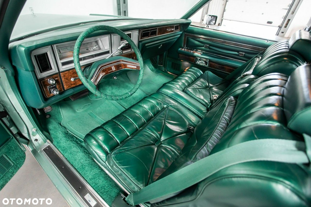 Lincoln Continental - 26