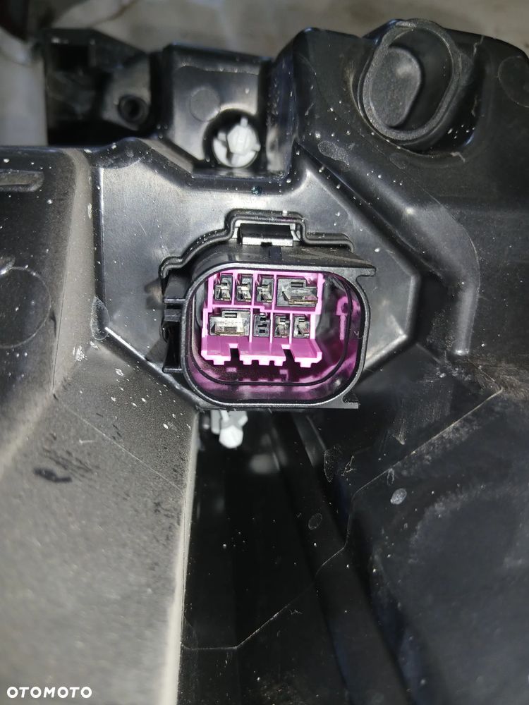 AUDI Q2 reflektor lampa przednia prawa 81A941012 - 3