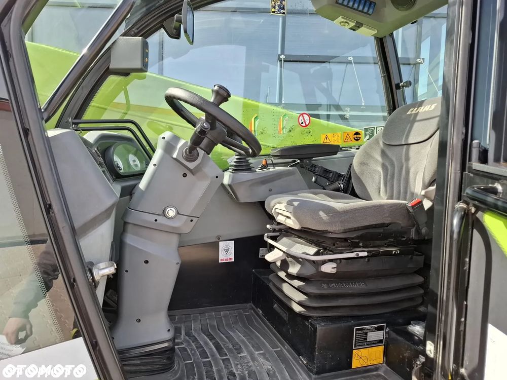 Claas SCORPION 746 VP Stage IV - 7