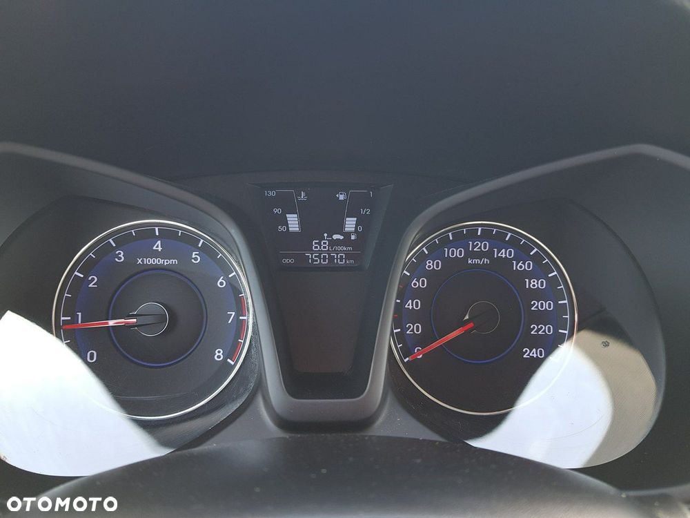 Hyundai ix20 1.6 Comfort - 19