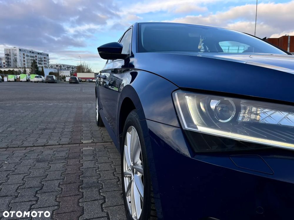 Skoda Superb 1.8 TSI Active - 10
