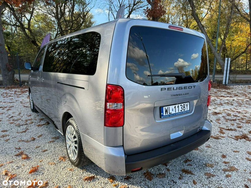 Peugeot Traveller - 21