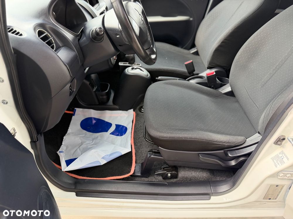 Mitsubishi i-MiEV Standard - 21