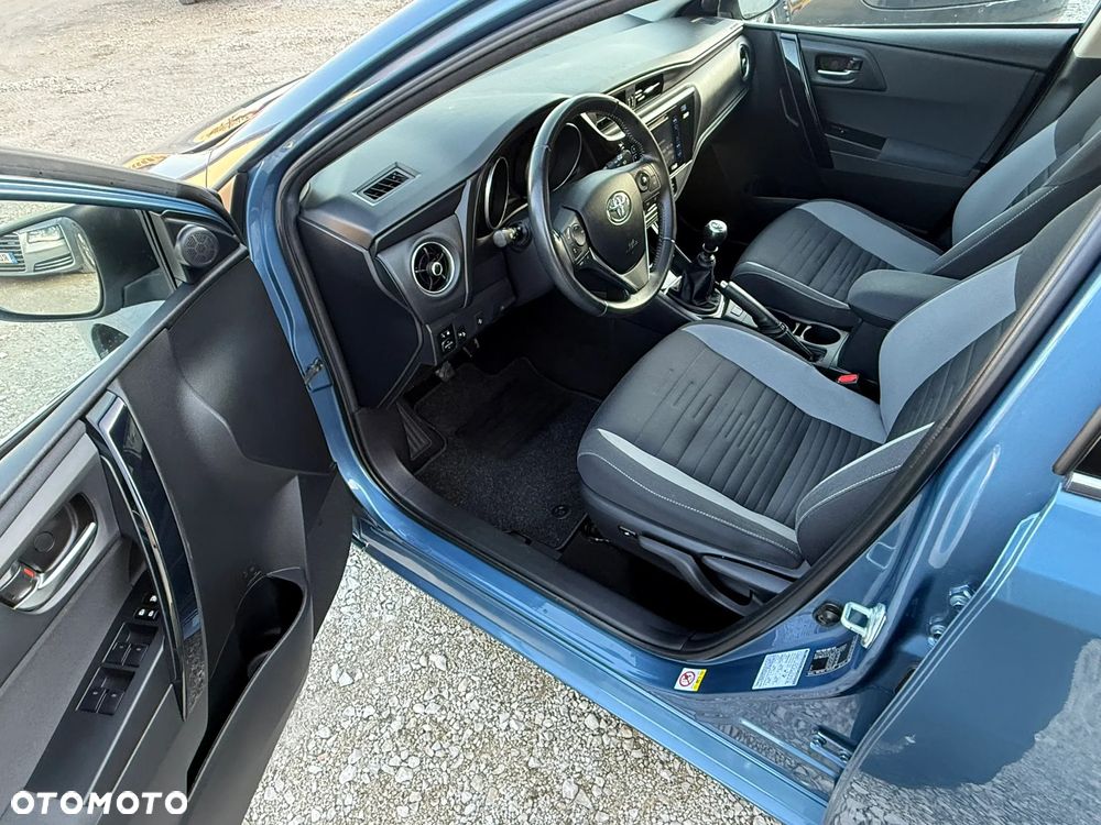 Toyota Auris 1.2 Turbo Edition S+ - 21