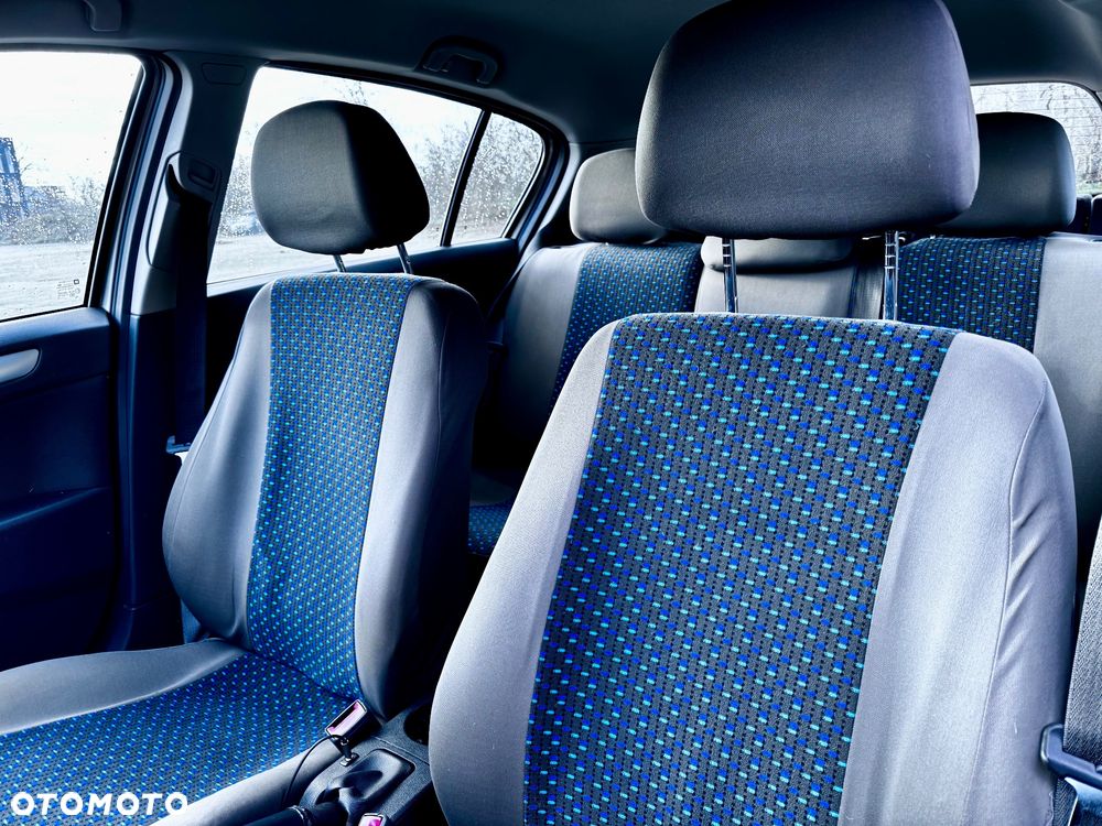 Opel Astra 1.6 Enjoy - 12