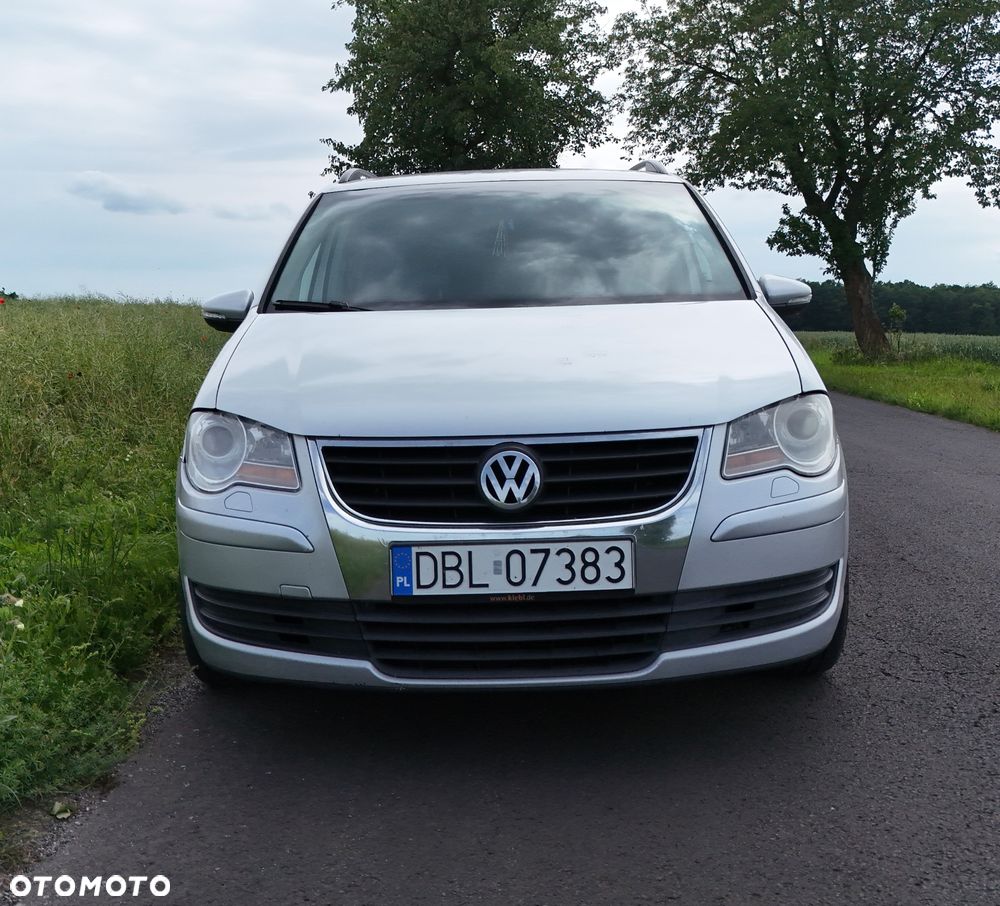 Volkswagen Touran 2.0 TDI DPF Comfortline - 1