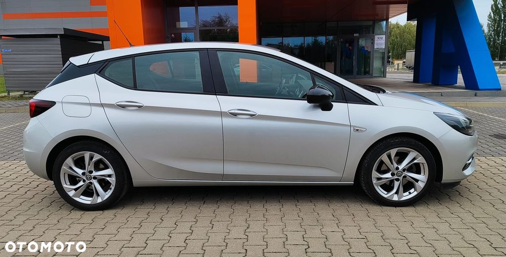 Opel Astra - 2