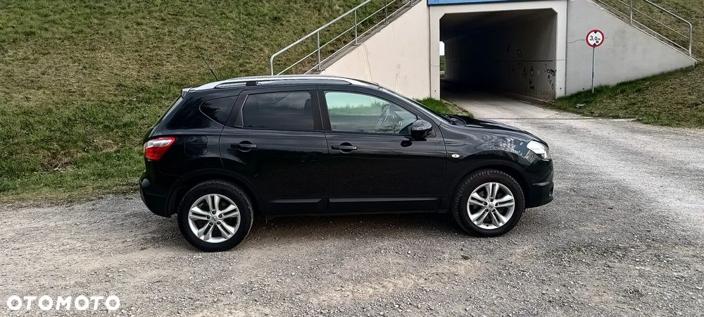Nissan Qashqai 2.0 dCi 4 x 4 DPF tekna - 7