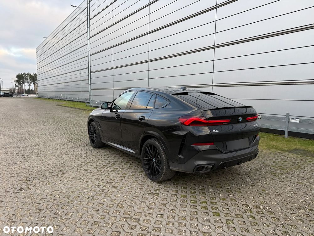 BMW X6 M60i xDrive - 7