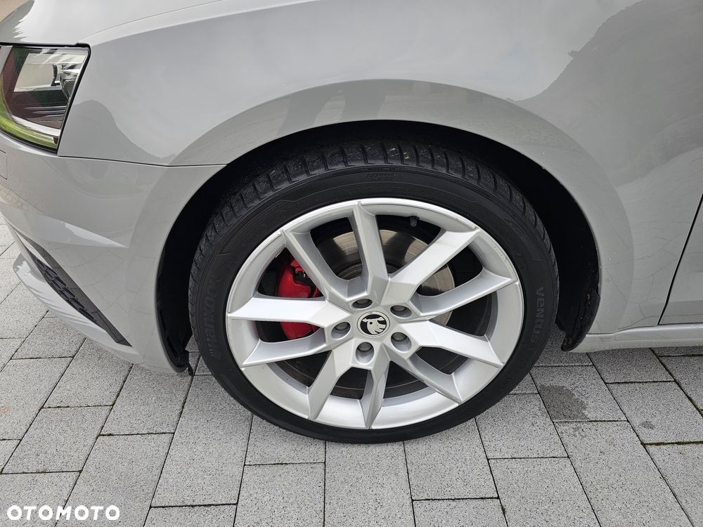 Skoda Octavia 2.0 TDI RS Challenge DSG - 8