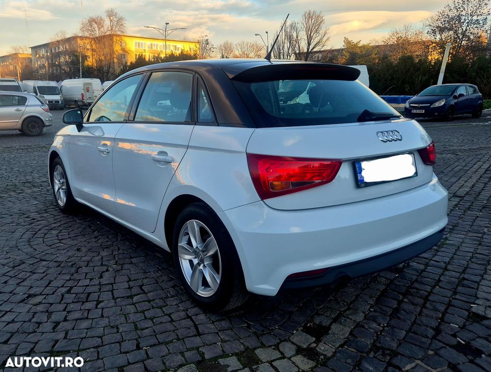 Audi A1 Sportback 1.0 TFSI S tronic - 5