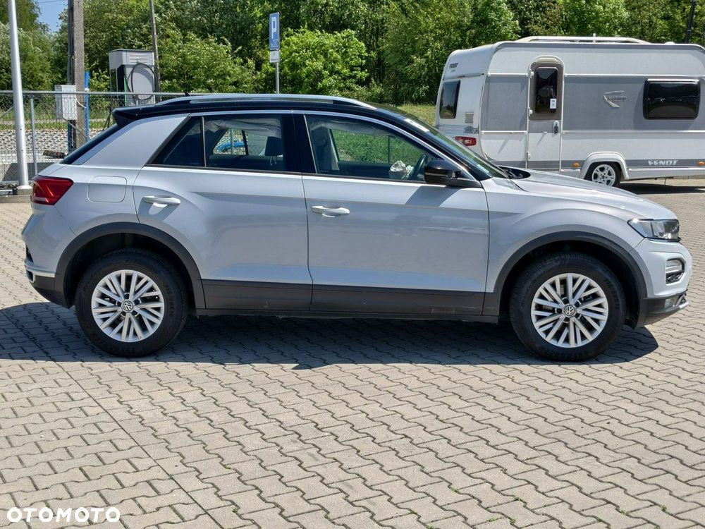 Volkswagen T-Roc - 8