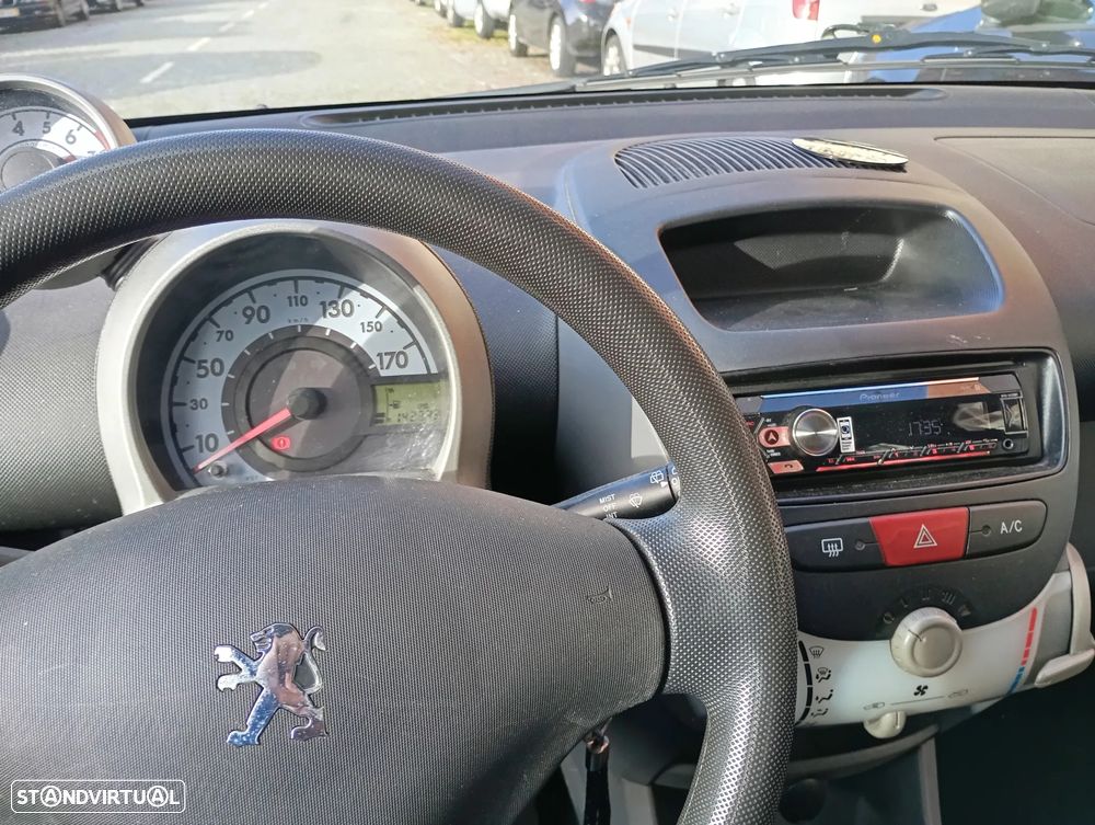 Peugeot 107 1.0 Black&Silver - 7