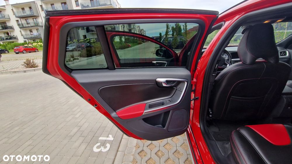 Volvo V60 D4 Drive-E Summum - 15