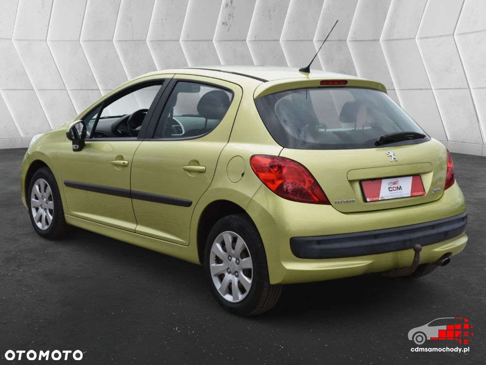 Peugeot 207 - 8