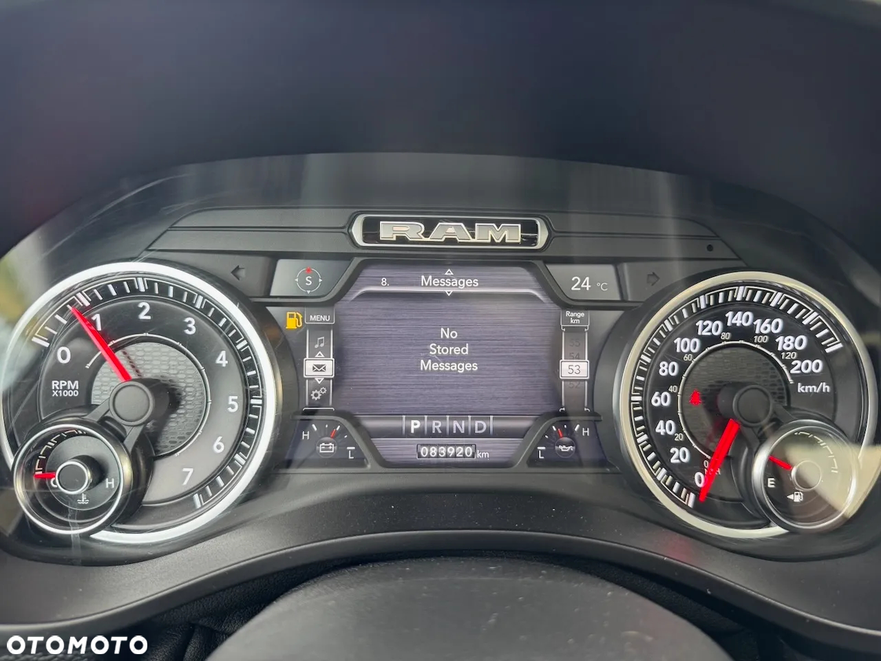 RAM 1500 Crew Cab Laramie - 35