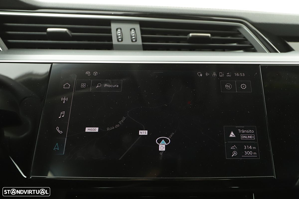 Audi Q8 e-Tron Sportback 50 quattro S line - 12