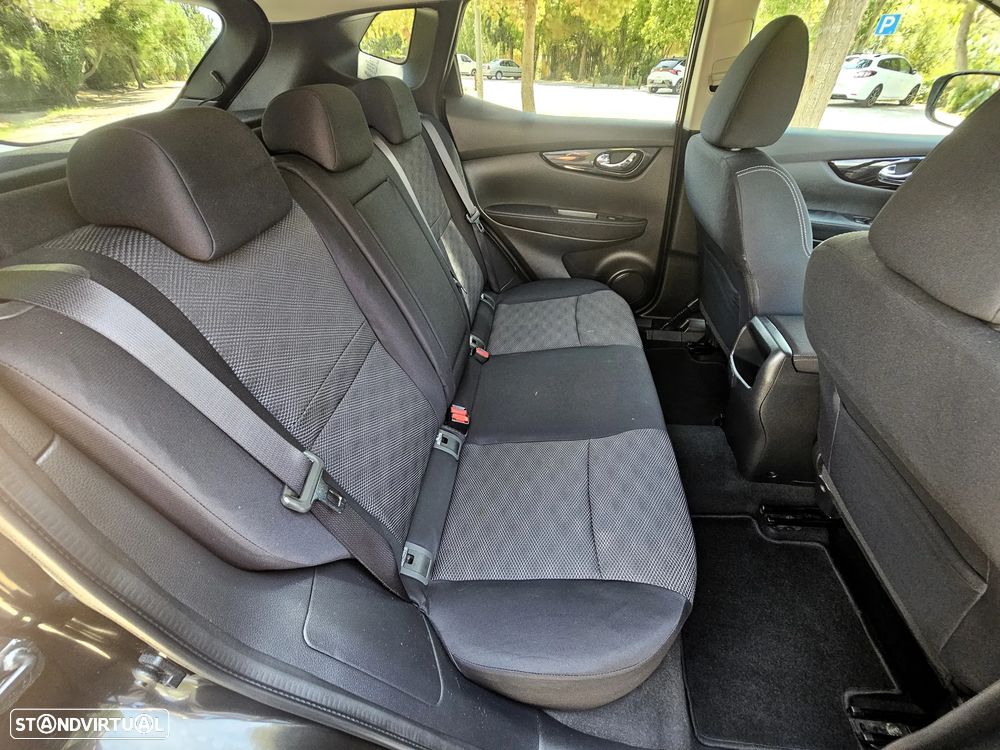 Nissan Qashqai 1.5 dCi Tekna - 16