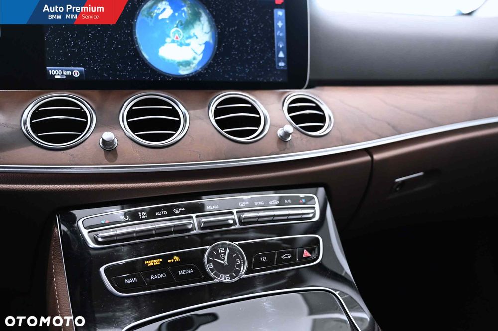 Mercedes-Benz Klasa E 220 d 9G-TRONIC - 11