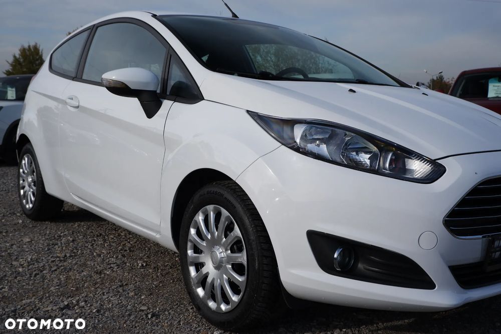 Ford Fiesta 1.25 Ambiente - 2