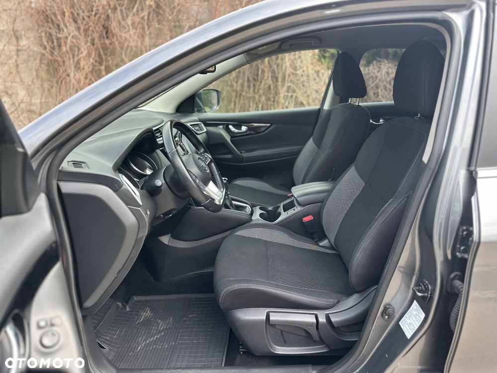 Nissan Qashqai 1.3 DIG-T N-Style - 24