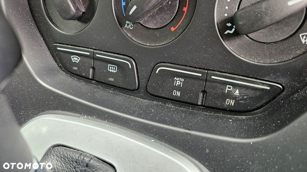 Ford C-MAX - 16