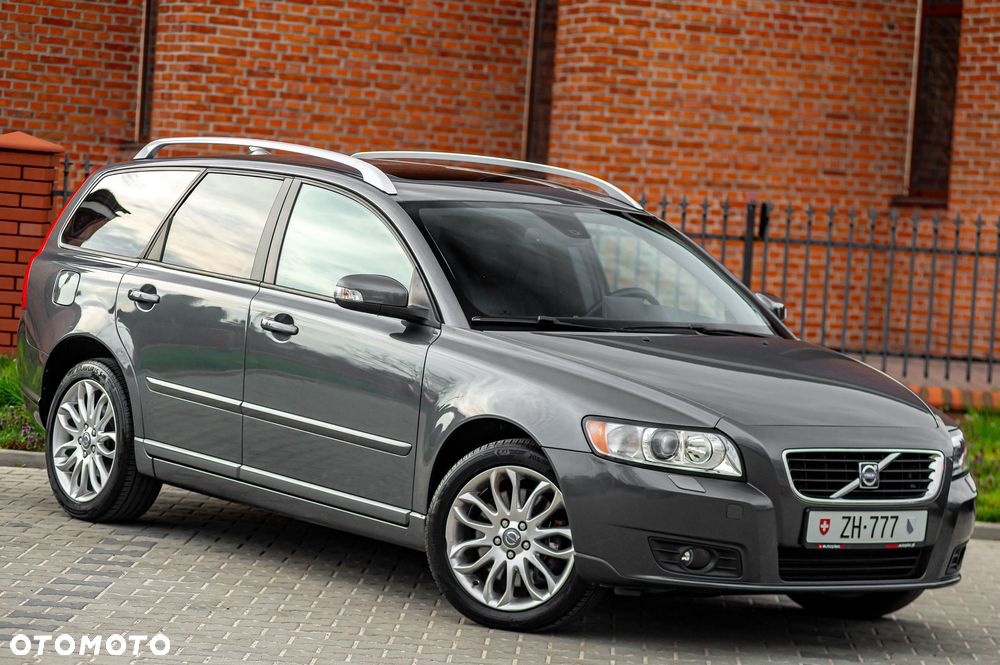 Volvo V50 T5 AWD Summum - 1