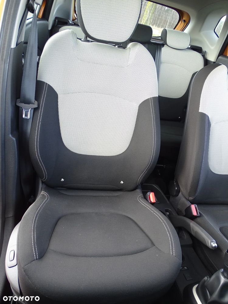 Renault Captur 0.9 Energy TCe Winter Edition - 9