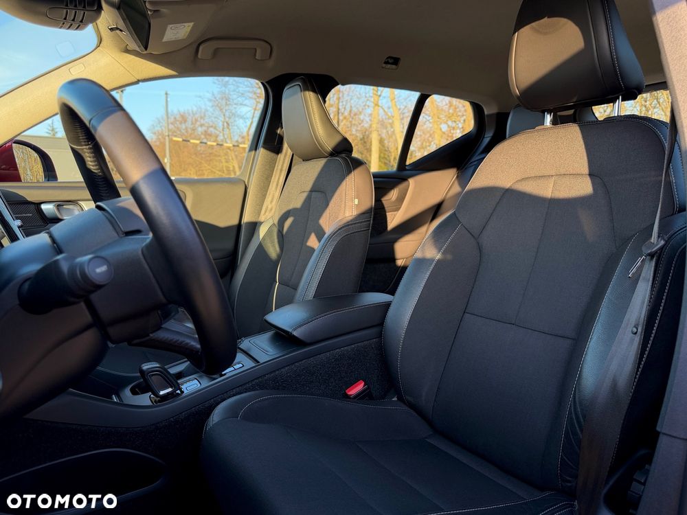 Volvo XC 40 D3 Geartronic Momentum Core - 21