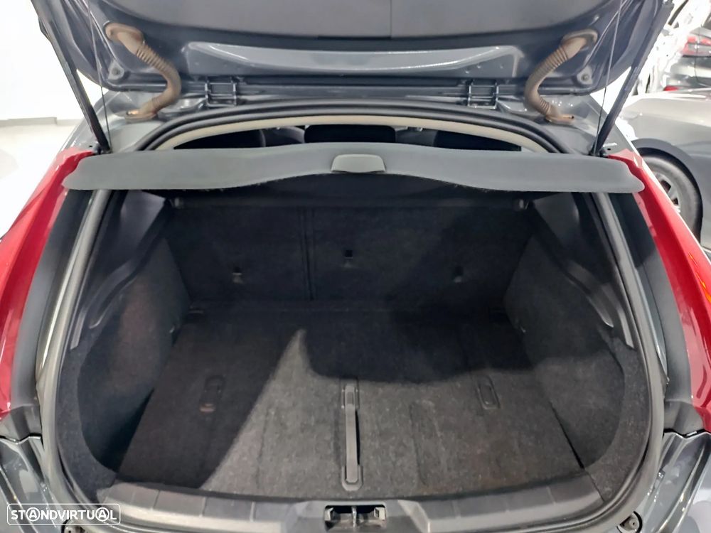 Volvo V40 1.6 D2 Kinetic Eco - 9