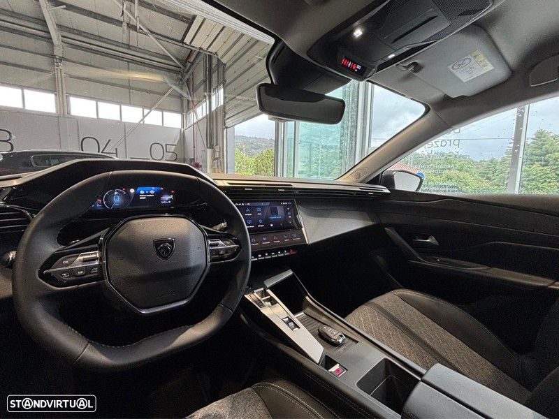 Peugeot 408 1.6 Hybrid Allure e-EAT8 - 8