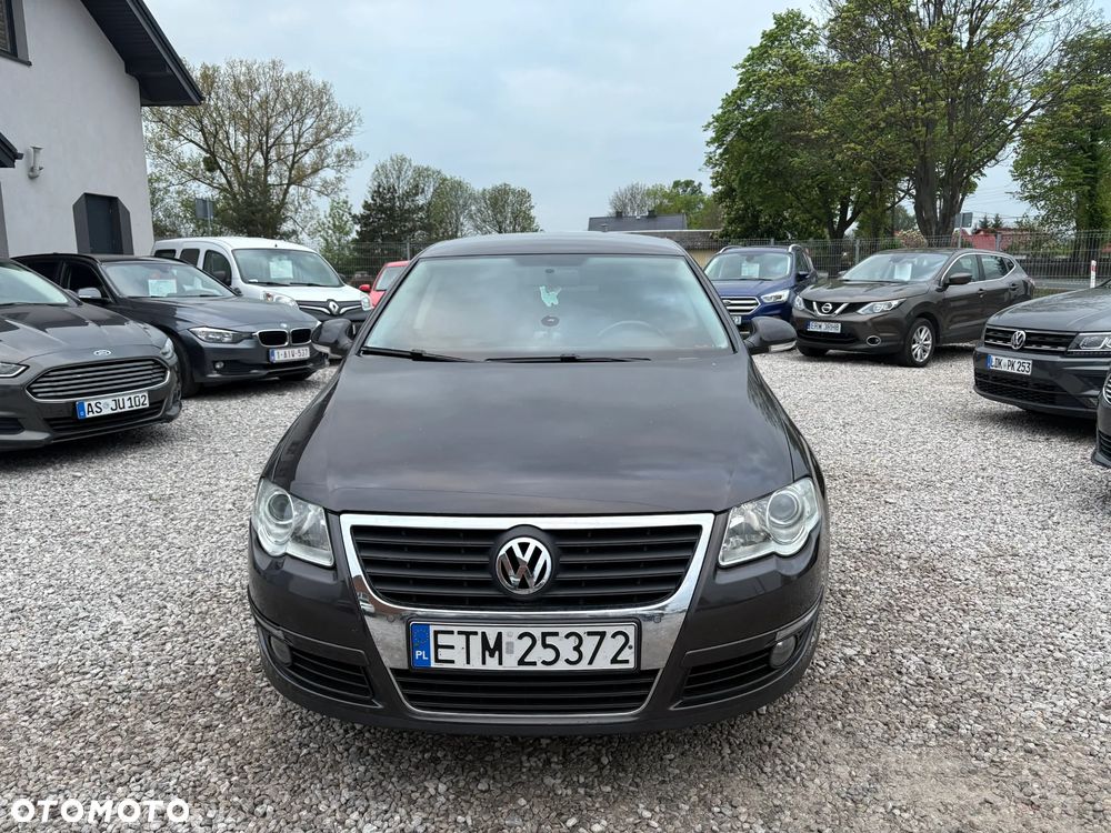 Volkswagen Passat 1.9 TDI DPF Comfortline - 2