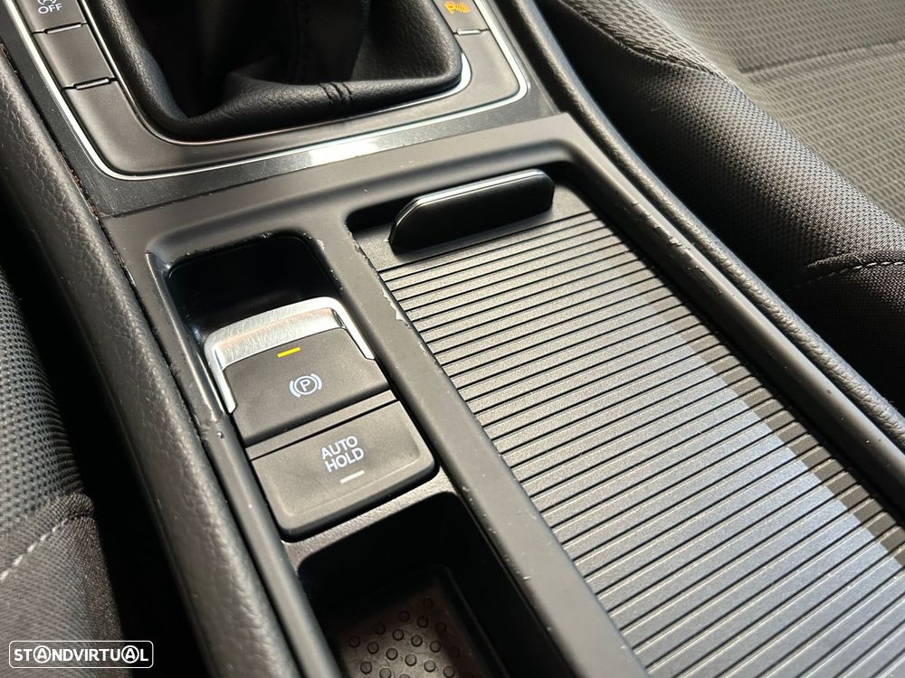 VW Golf Variant 1.6 TDi Confortline - 33