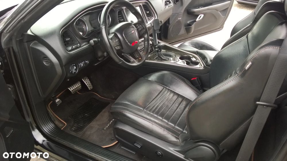 Dodge Challenger Automatik R/T Plus Shaker - 12