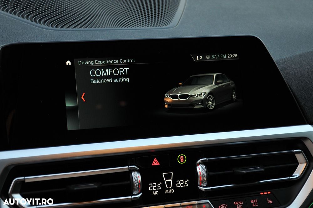 BMW Seria 3 320d Aut. Sport Line - 14