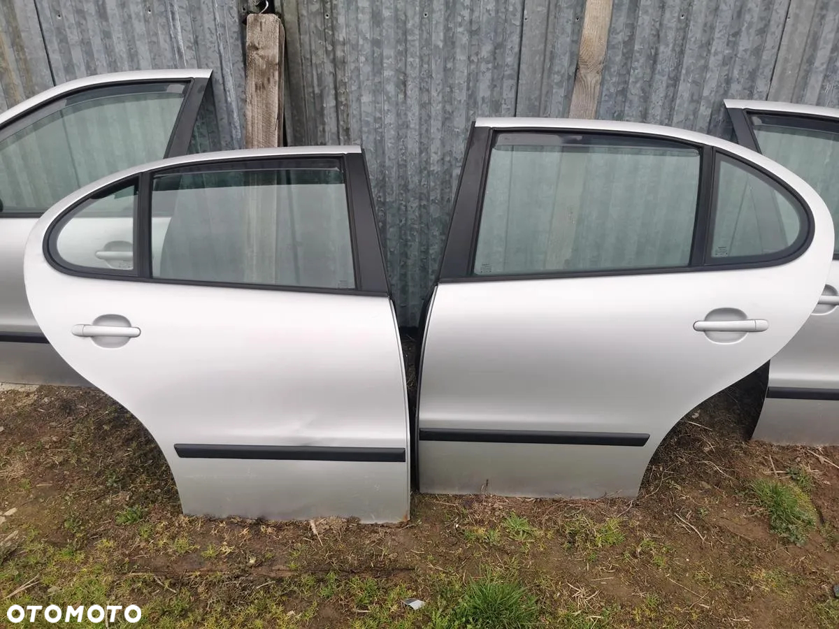 SEAT LEON I TOLEDO II DRZWI TYŁ TYLNE  LEWE PRAWE SREBRNE KOMPLETNE WYSYŁKA - 2