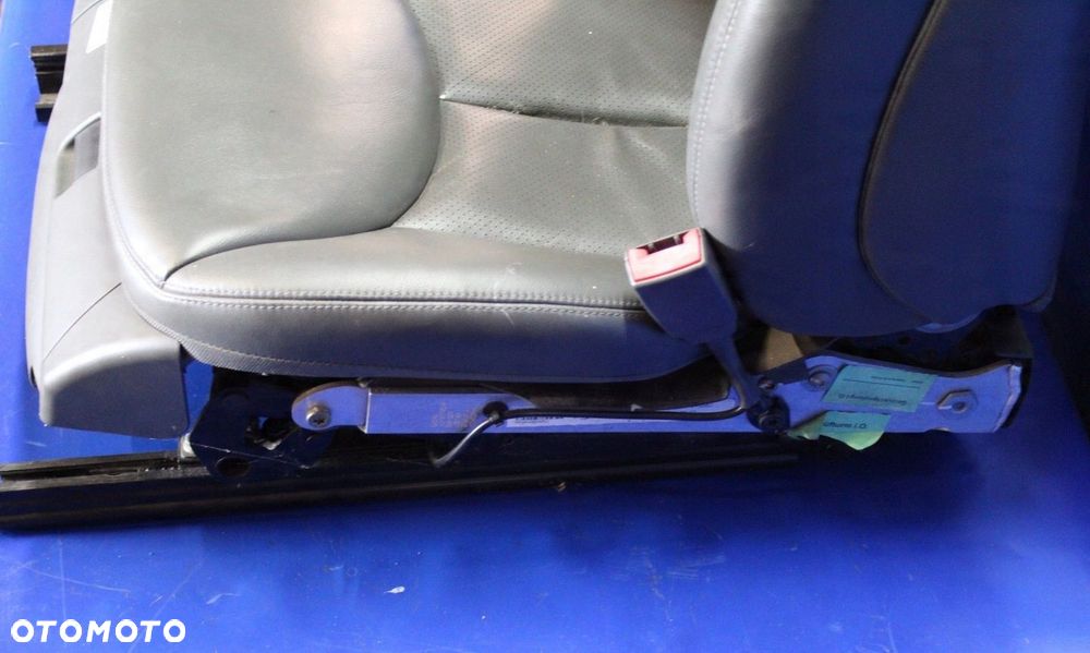 FOTEL PASAŻERA MERCEDES SL R230 - 7